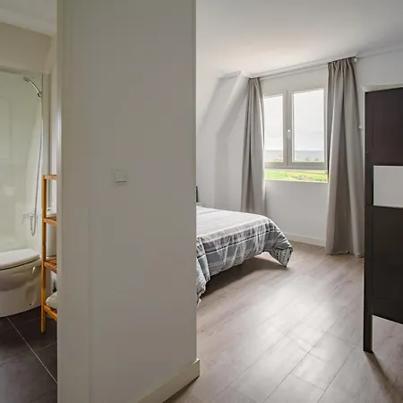 H.a.n.d Surf بيت ضيافة 3*