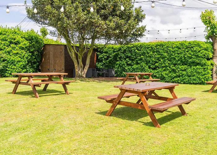 Gæstehus H.a.n.d Surf 3*