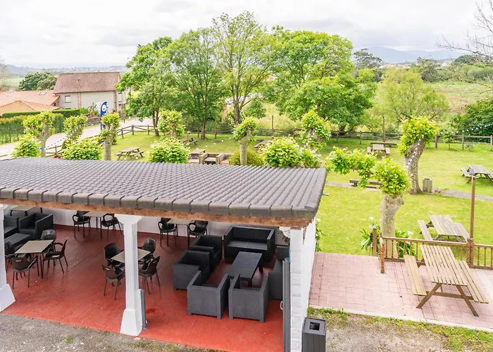 Guest house H.a.n.d Surf 3*