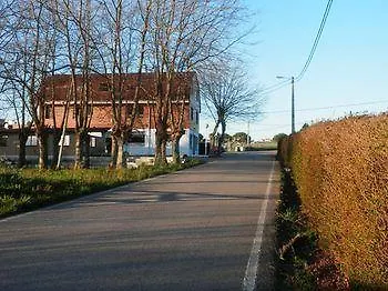 H.a.n.d Surf Pensionat Langre (Cantabria)